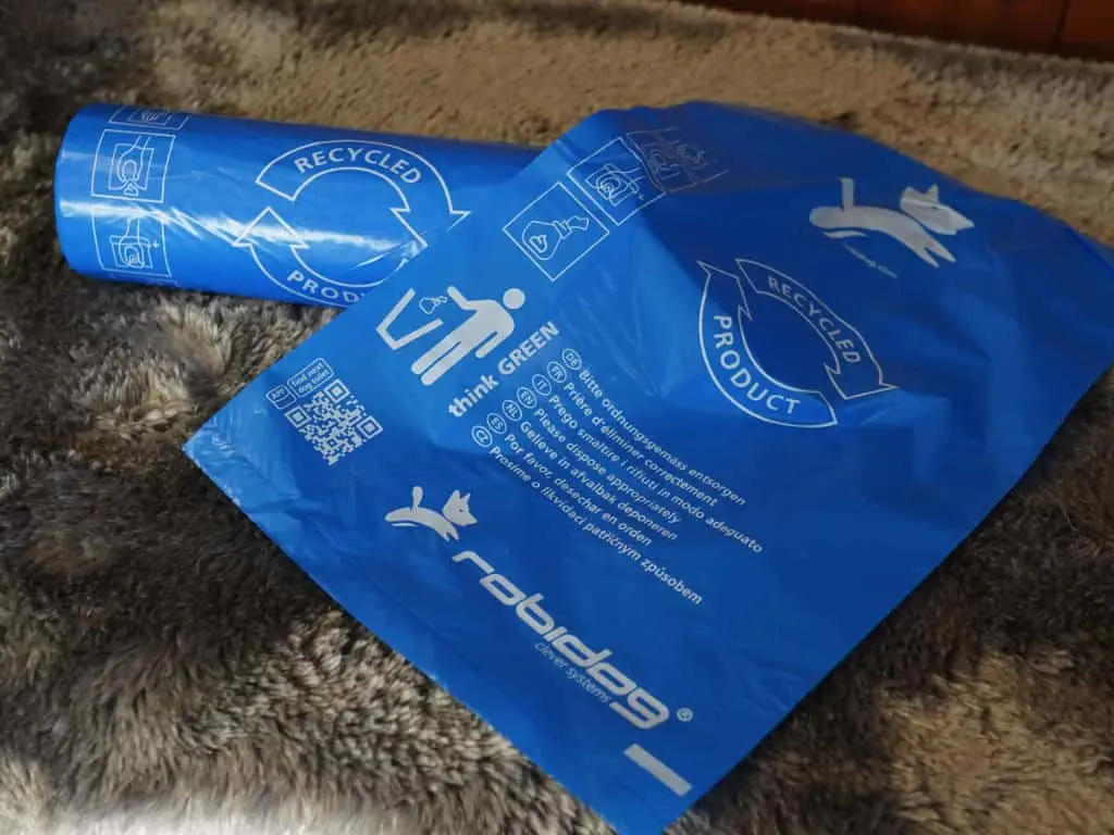 Hundeshop 9 Robidog Recycling-Hundekotbeutel blau